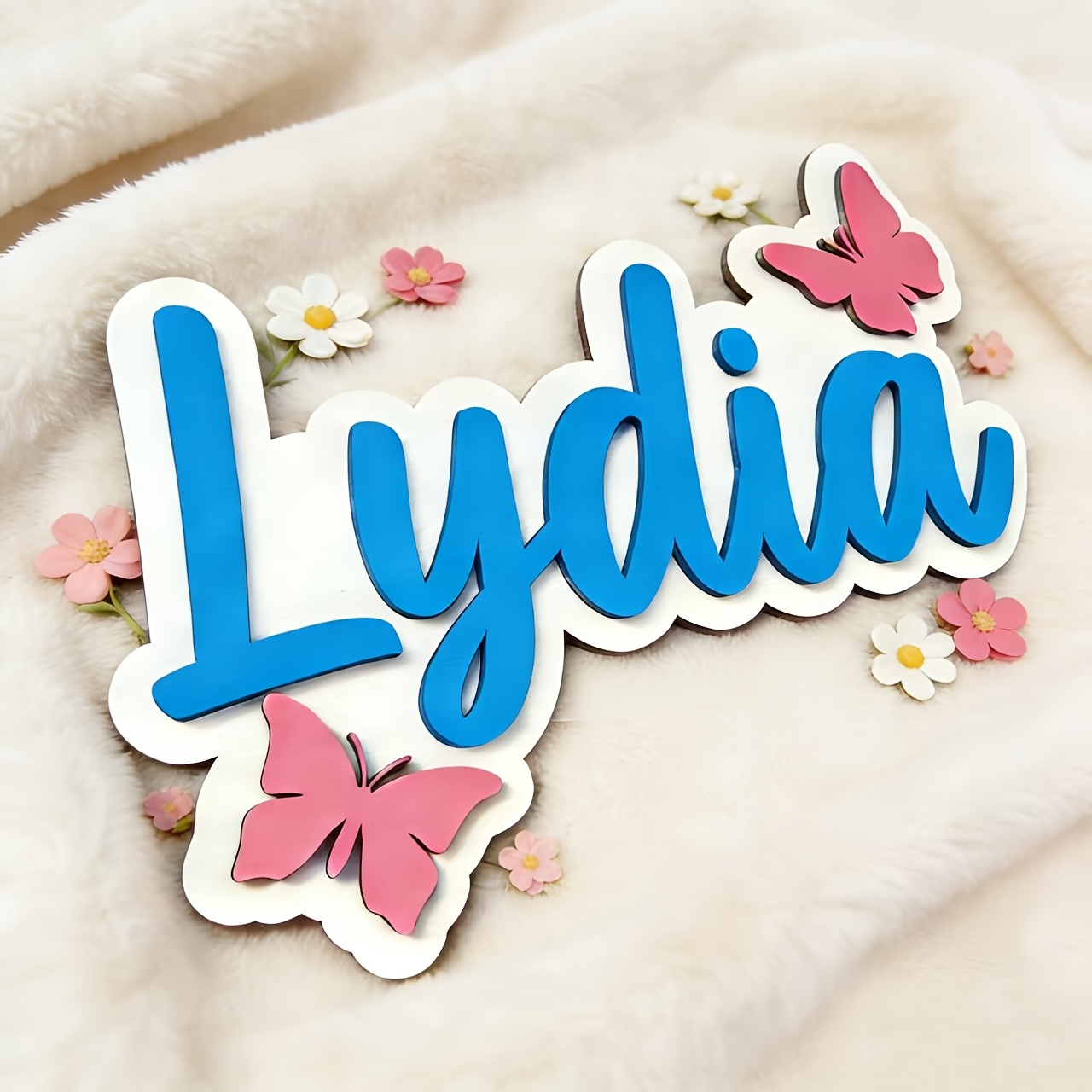 لافتة غرفة مخصصة بتصميم فراشة  - مراجعة Baby Nursery Toy وسعره