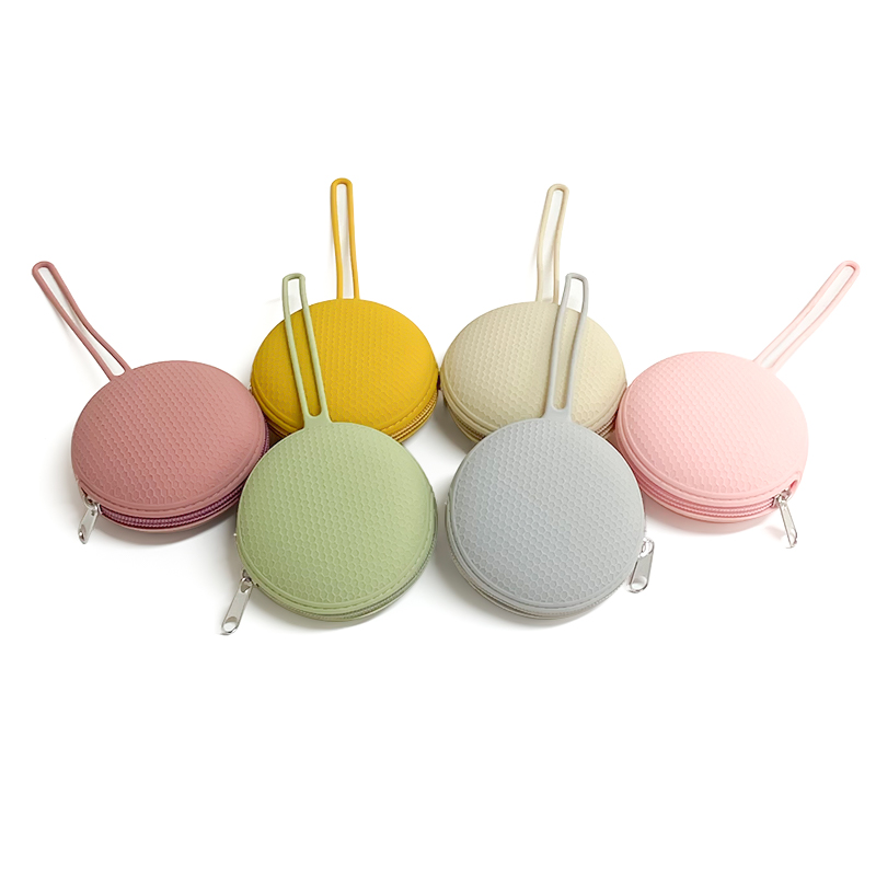 حقيبة حاملة لهاية الأطفال من ا - مراجعة Pacifier Sterilizer Case وسعره