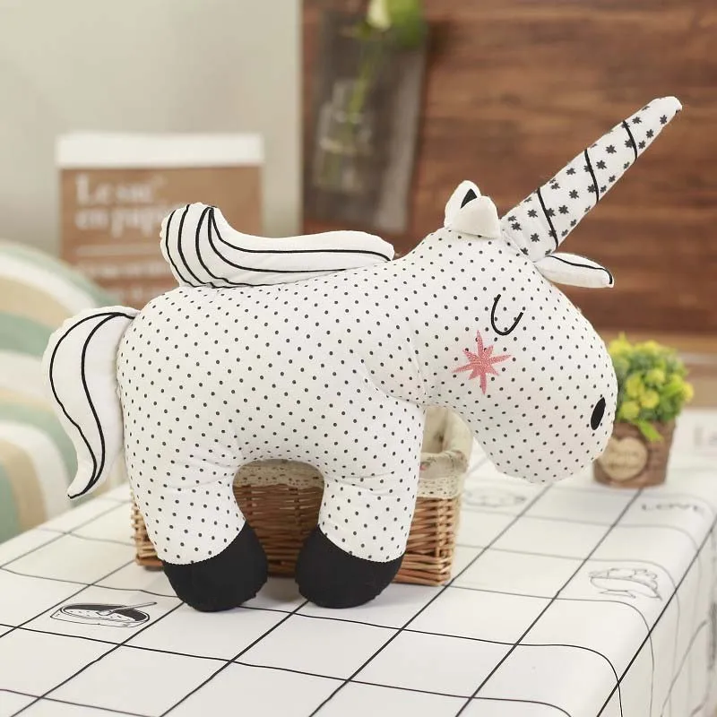 دمية محشوة بالقطن على شكل أرنب - مراجعة Baby Nursery Toy وسعره