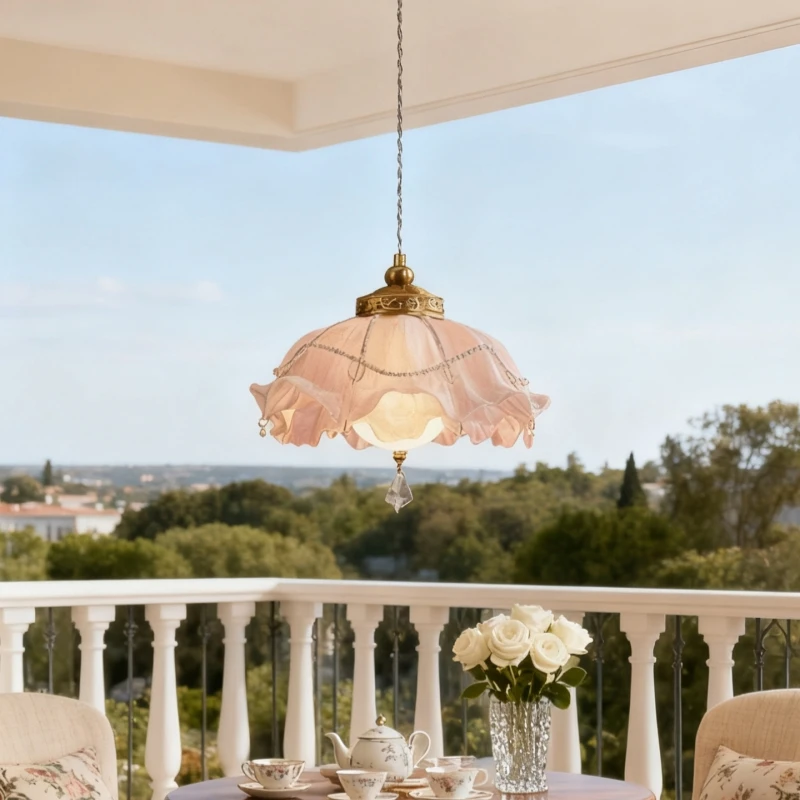 ثريا كريستال فاخرة بثلاثة ألوا - مراجعة Baby Nursery Chandelier وسعره