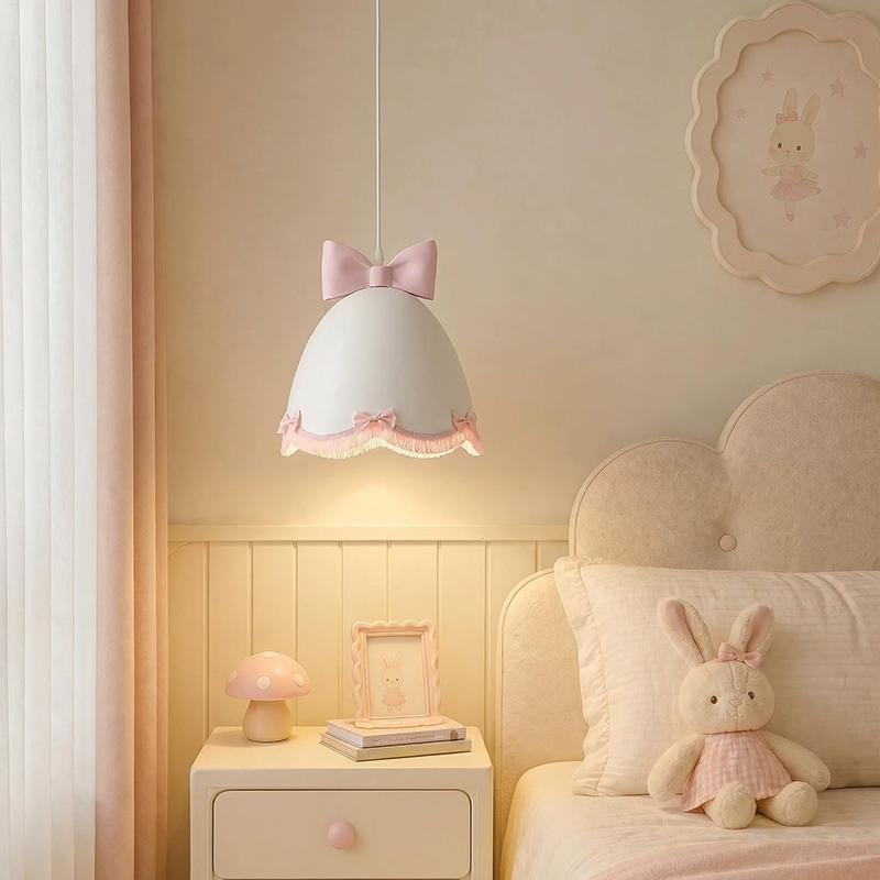 ثريا غرفة نوم الأميرة على الطر - مراجعة Baby Nursery Chandelier وسعره