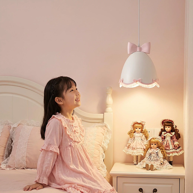 ثريا غرفة نوم الأميرة على الطر - مراجعة Baby Nursery Chandelier وسعره