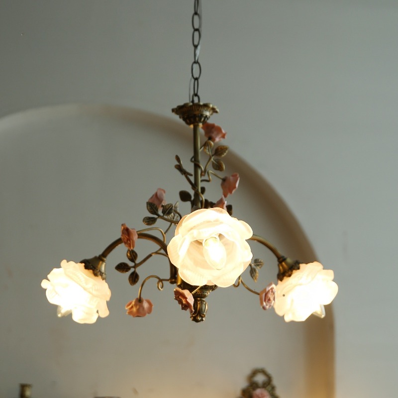 الفرنسية الوردي السيراميك ارتف - مراجعة Baby Nursery Chandelier وسعره