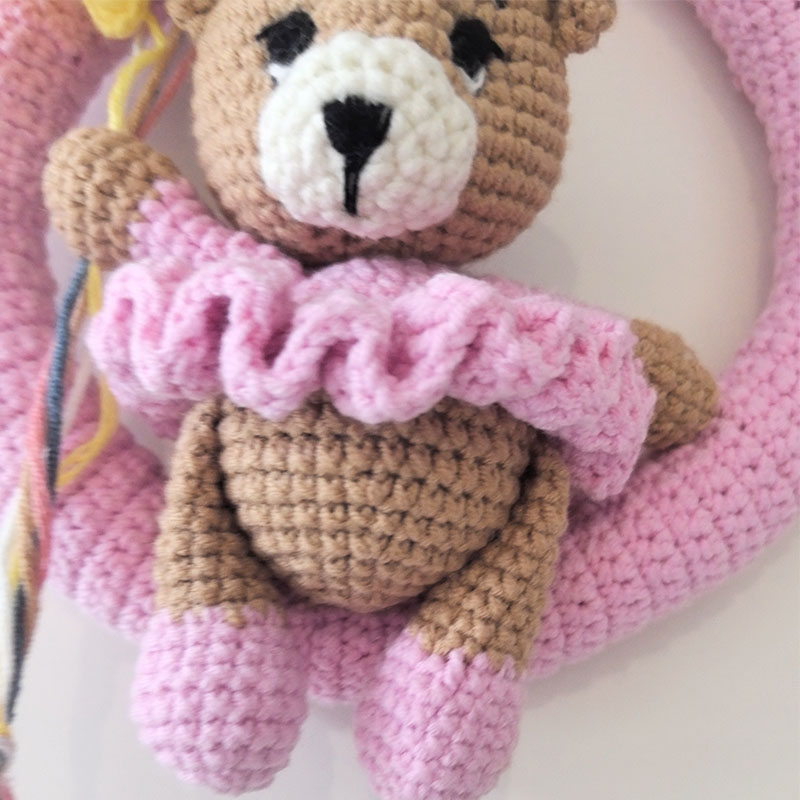 إكليل اسم كروشيه مخصص مع الدب  - مراجعة Baby Nursery Toy وسعره
